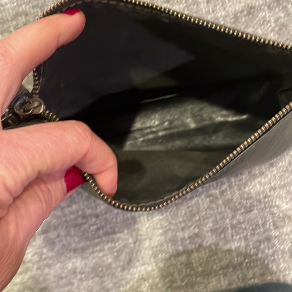 Kenneth Cole black leather clutch - Picture 6 of 7
